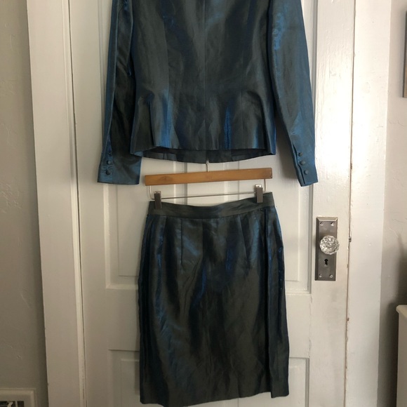 Vintage Iridescent Blazer & Skirt Set - Picture 8 of 12